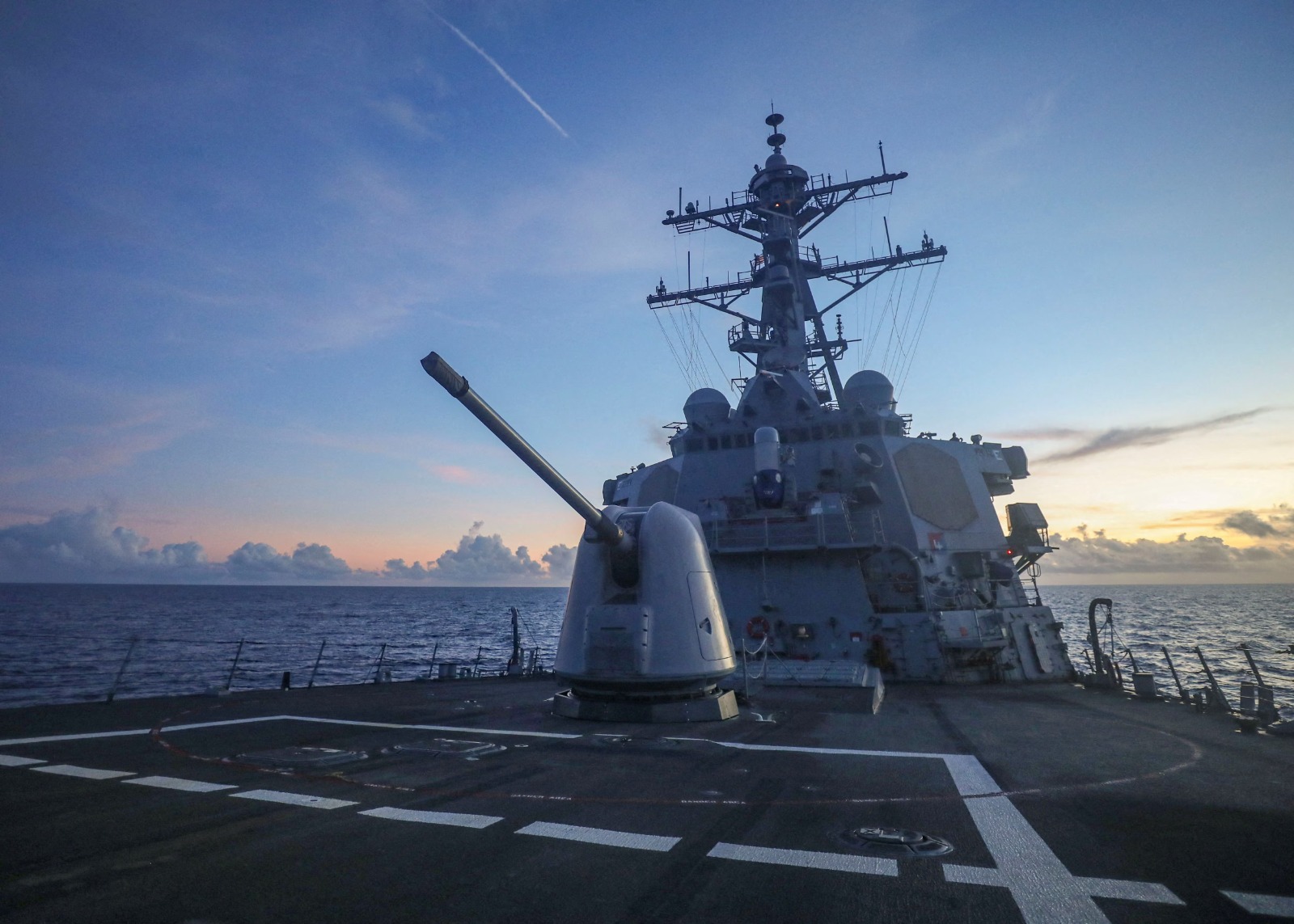 China y Rusia envían una patrulla naval cerca de Alaska