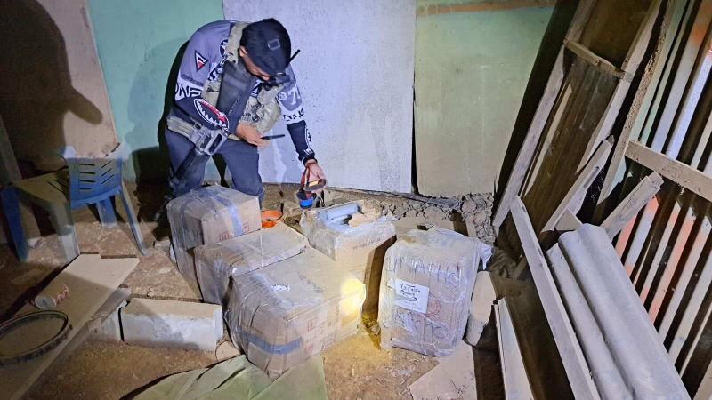 VRAEM: Policía confisca más de 160 Kilos de sulfato de cocaína en una casa abandonada