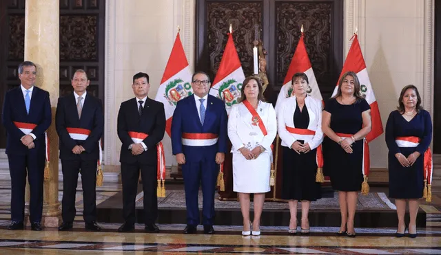 La juramentación de los nuevos ministros se realizó en Palacio de Gobierno. (Foto: PCM).