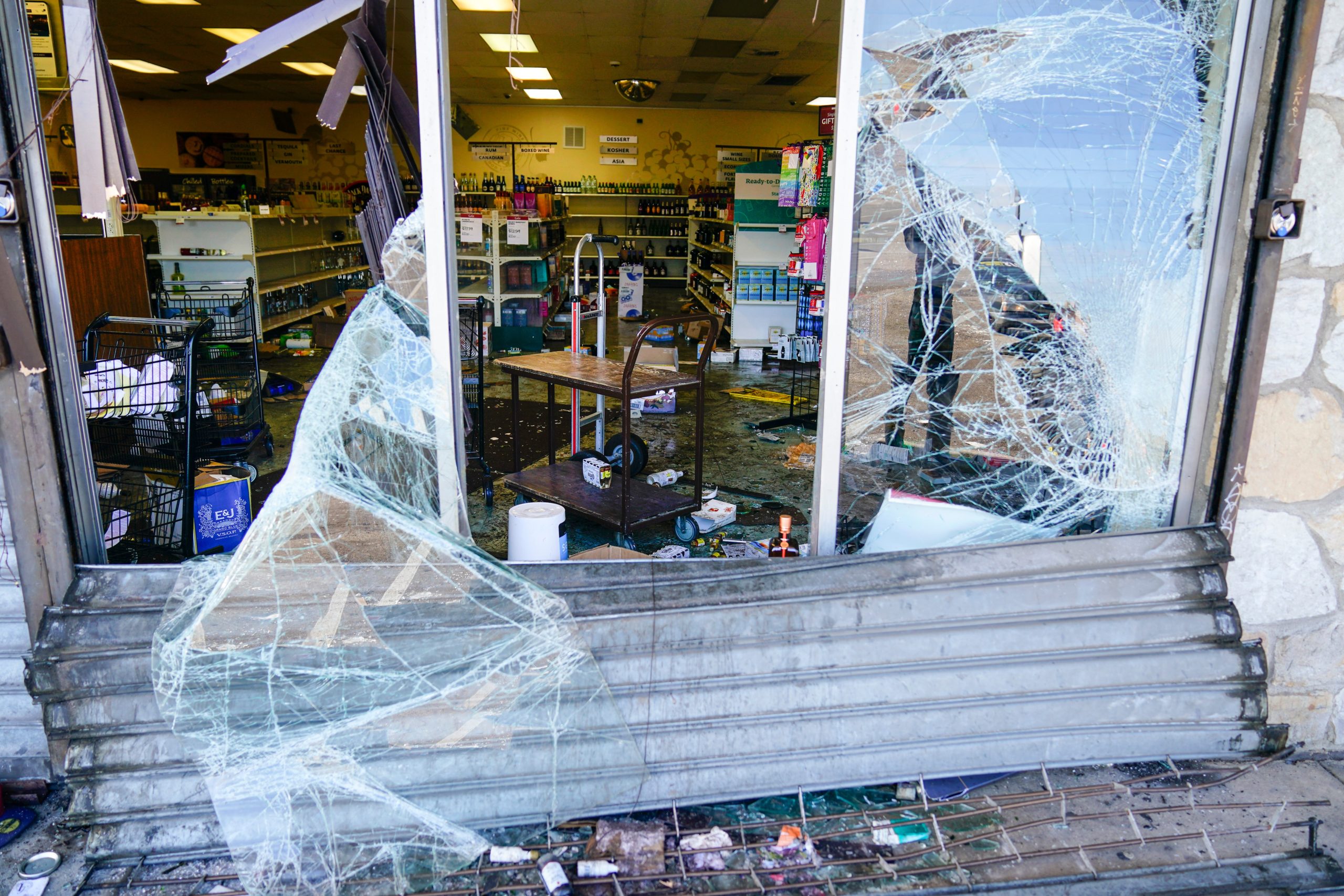 EE.UU: Adolescentes saquearon varias tiendas de Filadelfia