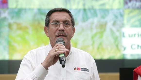 Congreso interpelará hoy a ministro de Defensa, Jorge Chávez
