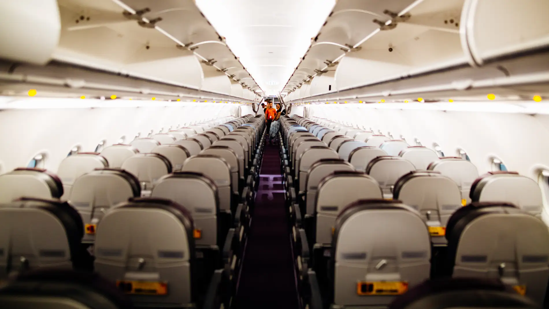 EE.UU: Pasajero sufre diarrea en los pasillos de un avión