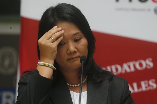Keiko Fujimori: "La población no está siendo atendida para salvar su vida". (Foto: AFP).