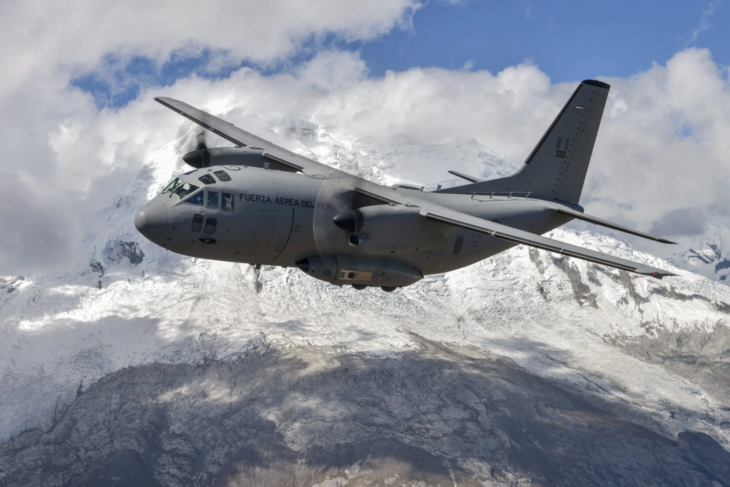 FAP: restauran capacidad operativa de reabastecimiento de aviones de combate