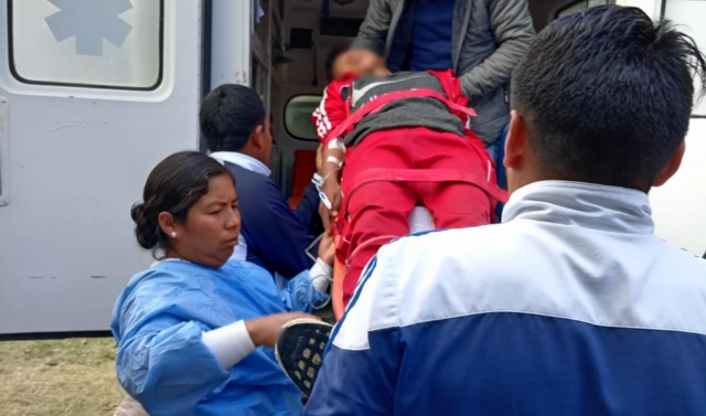 Huancavelica: intoxicación masiva afecta a más de 70 estudiantes. (Foto: Facebook).