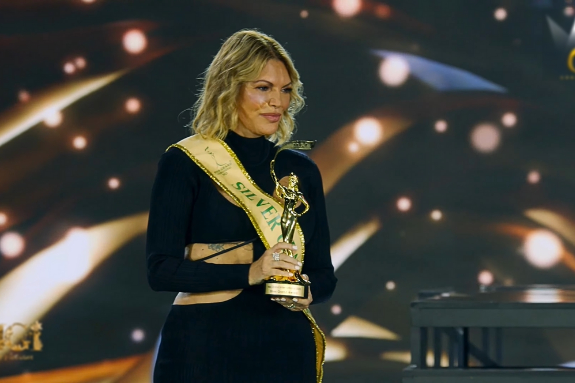 Jessica Newton es galardonada como mejor directora nacional en MGI 2023 - La Razón