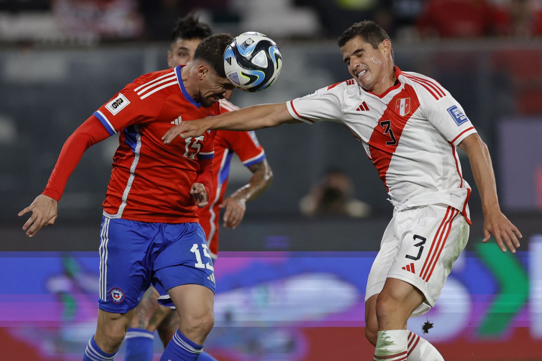 Perú sufrió una derrota de 2-0 ante Chile y se encuentra penúltimo en la tabla de posiciones de las Eliminatorias