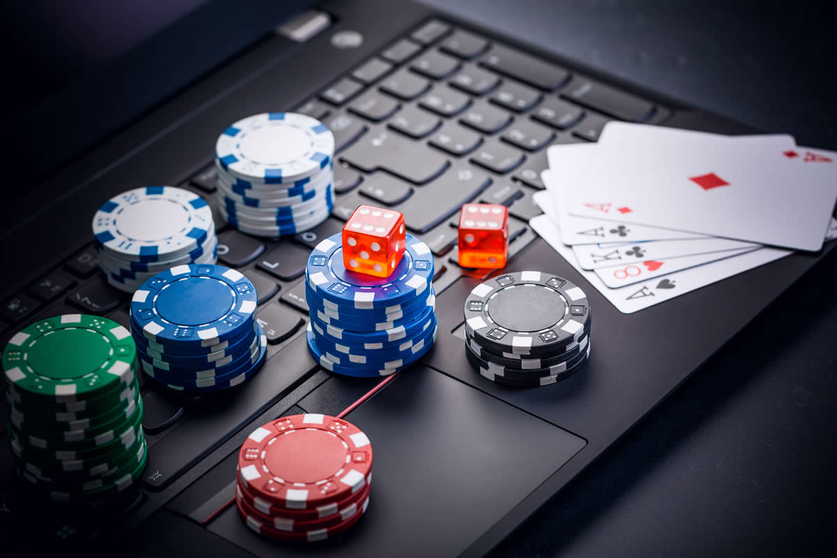 Cómo convertir online casino en éxito