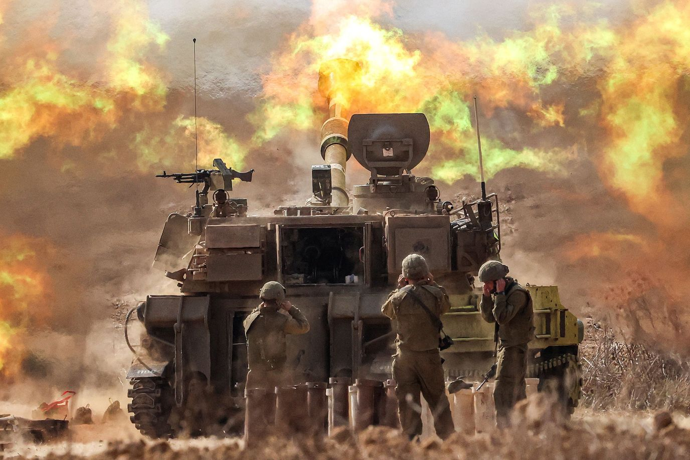 Israel desplegará más de 300 mil soldados para atacar bases de Hamás
