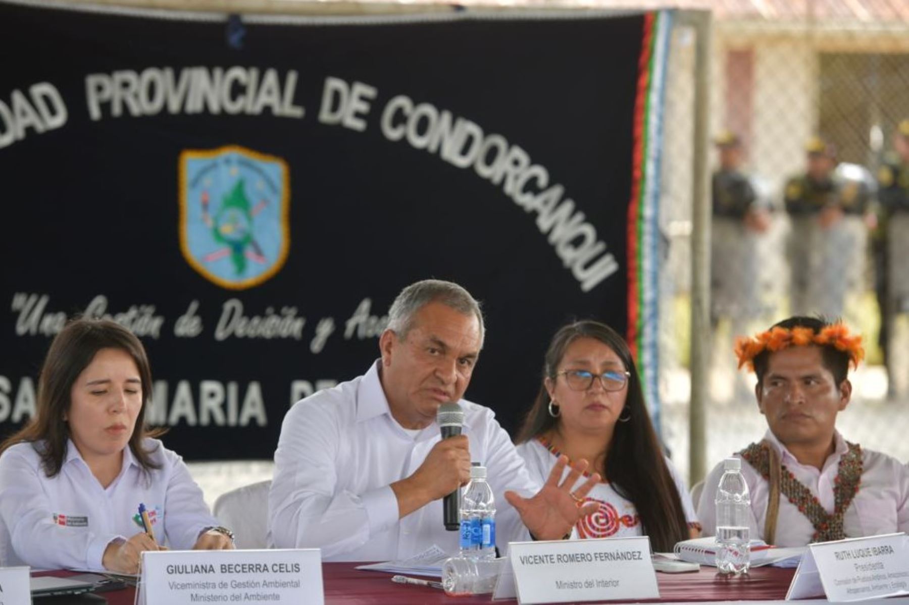 Ministro del Interior resalta acción conjunta para combatir el delito en Amazonas