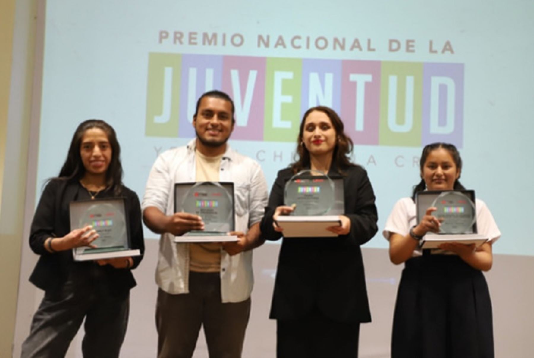 Proyectos de regiones Lambayeque y Lima ganan Premio Nacional de la Juventud