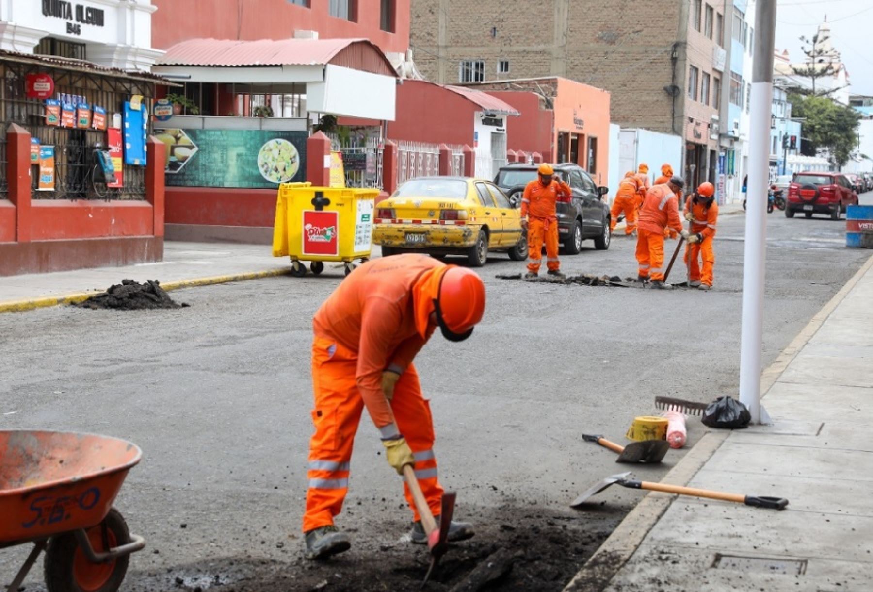 Municipio de Trujillo comienza la reparación de 819 metros cuadrados de calles en la ciudad