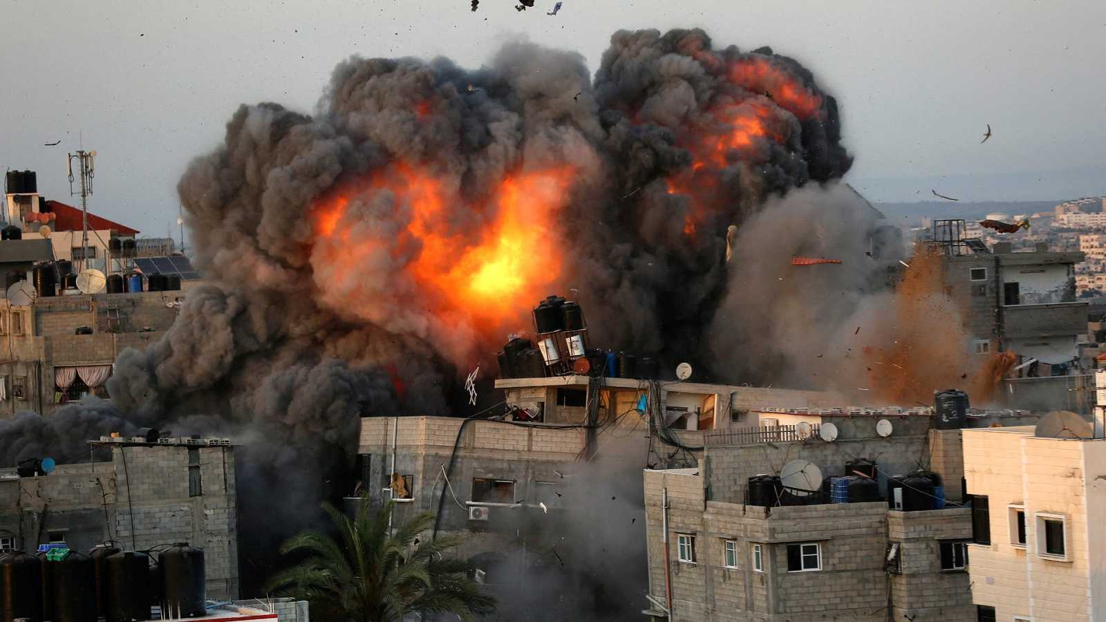 Bombardeos israelíes han superado los 13.300 muertos