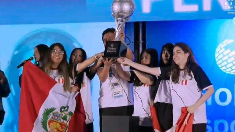 Equipo femenino «Infamous Astra» de Dota 2 ganó la medalla de oro en Santiago 2023