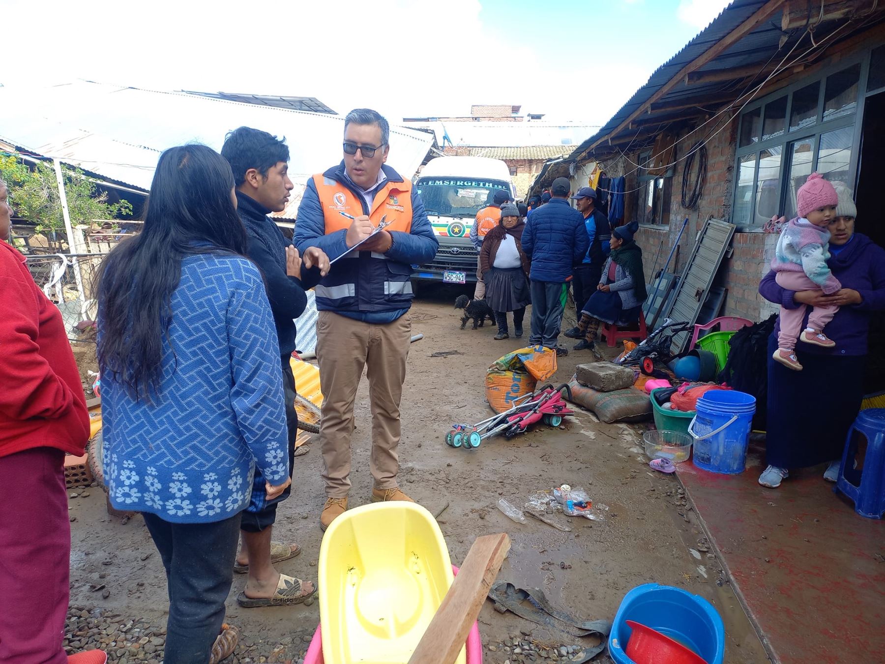 Huancayo en emergencia: culminan limpieza de viviendas afectadas por las lluvias intensas