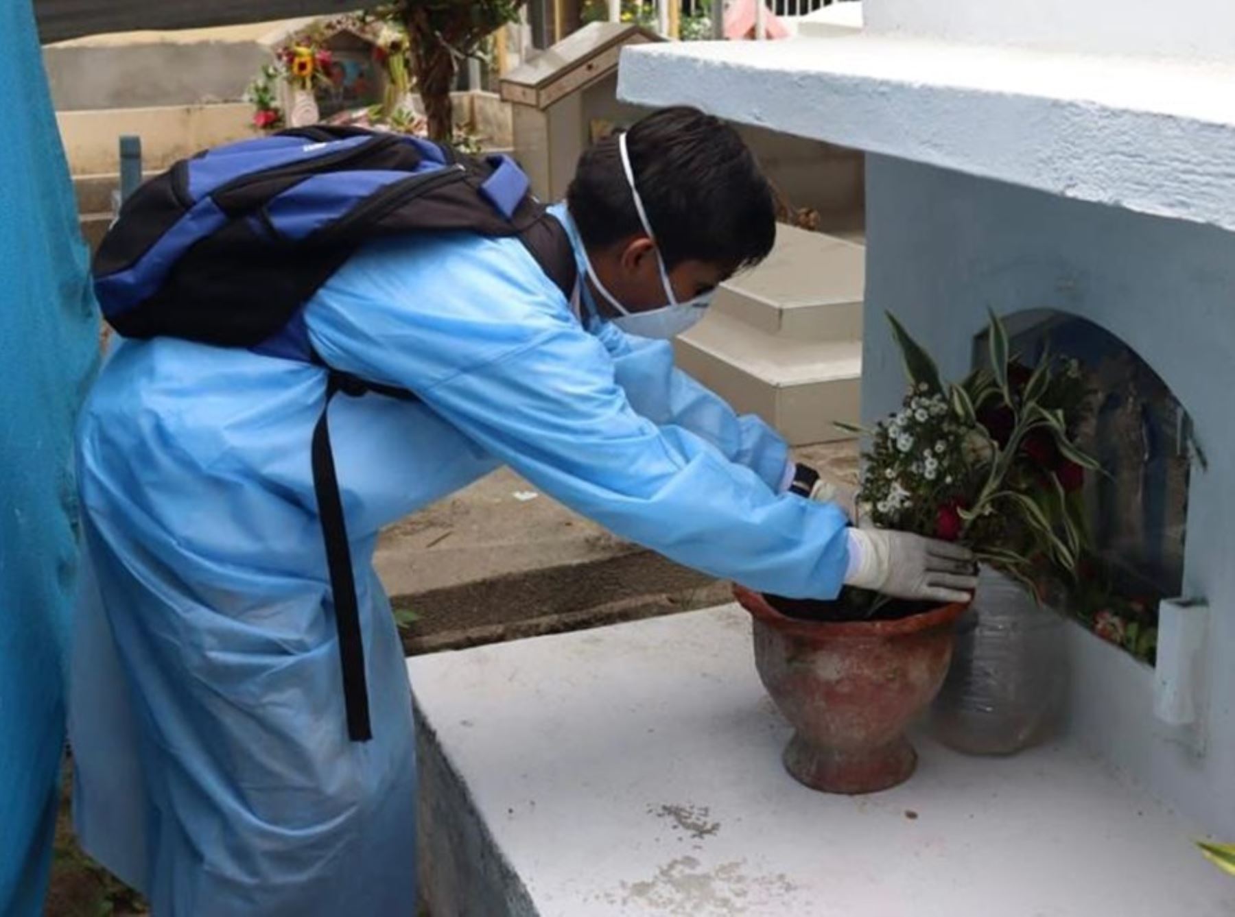 Todos los Santos: activan plan de prevención en Tumbes contra el dengue por velaciones