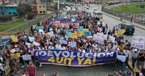 Miles marchan por retiro de 4 UIT de las AFP, Bono ONP y Fonavi