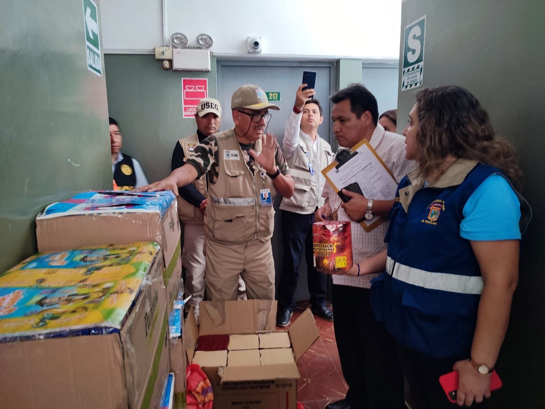 Chiclayo: desmantelan depósito clandestino de pirotécnicos en un hotel