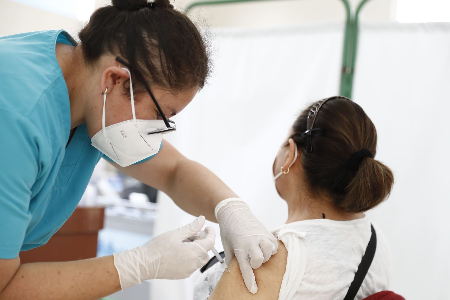 Minsa continuará vacunando el 31 de diciembre y el 1 de enero
