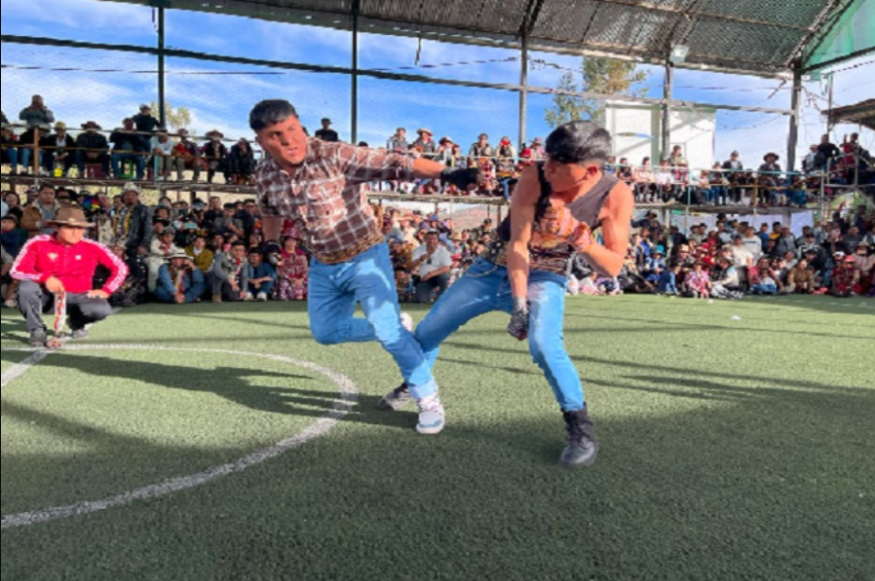 Takanakuy, peculiar tradición donde se reparte puñetes y patadas