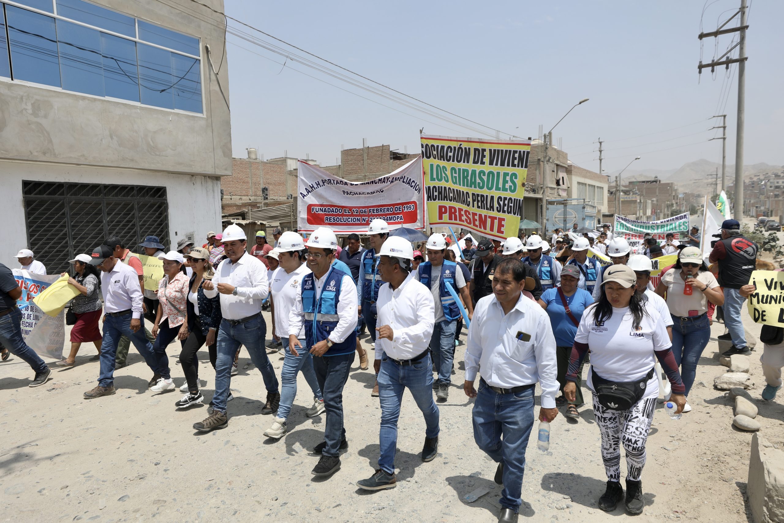 Municipalidad De Lima inició construcción de cerca de 2 klm de  pistas y veredas en Pachacámac y Cieneguilla