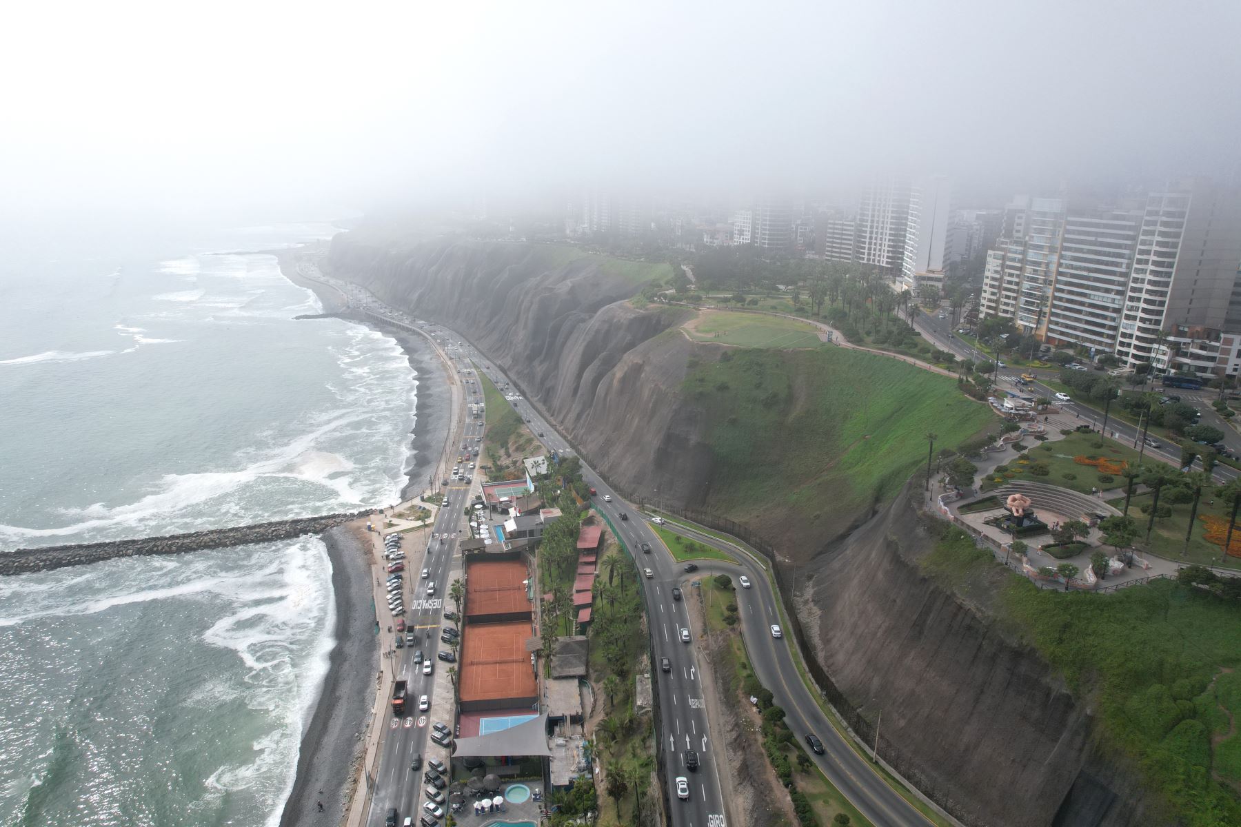Lima y Callao con nubosidad hasta el miércoles 20 por el Anticiclón del Pacífico Sur