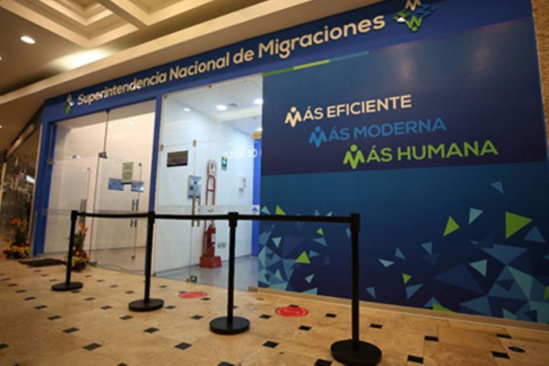 ¡Atención! Migraciones traslada servicios ante el cierre de centro comercial en Trujillo
