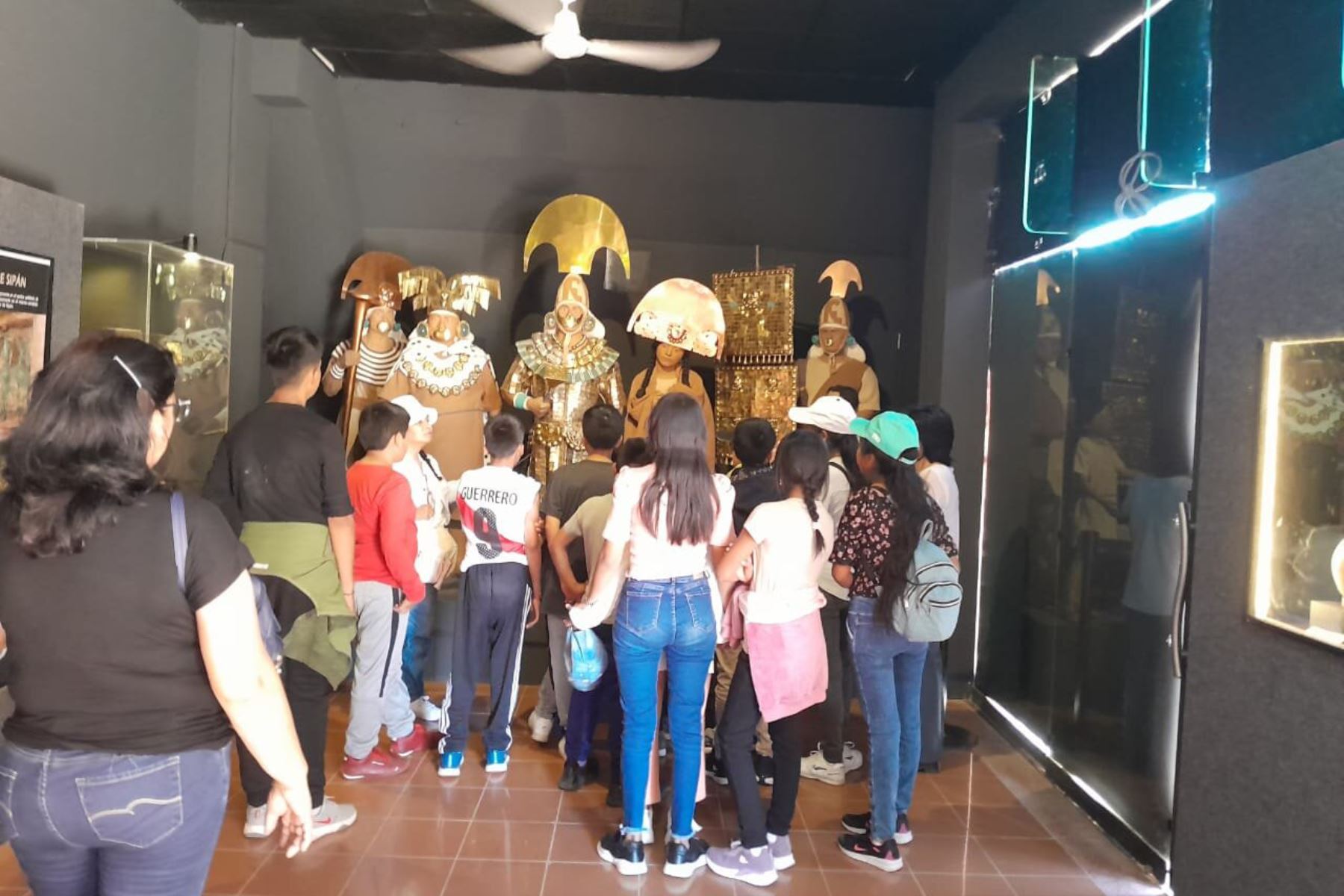 Más de 21,000 visitaron en noviembre salas temporales del Museo Tumbas Reales de Sipán