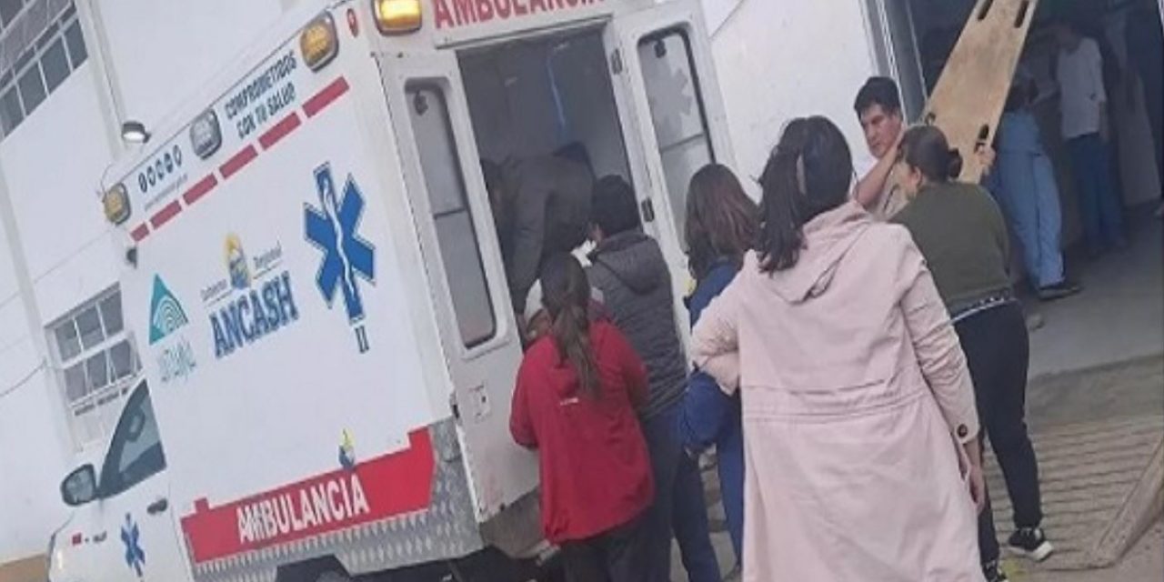 Áncash: un muerto y dos heridos tras caída de camioneta en la carretera Cáctac–Huari