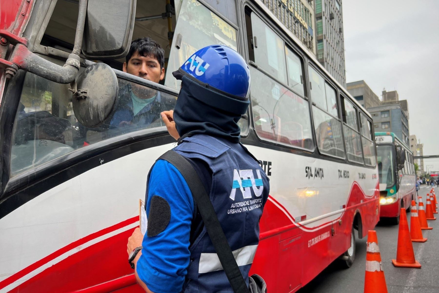 ATU: 27mil conductores multados por transporte no autorizado
