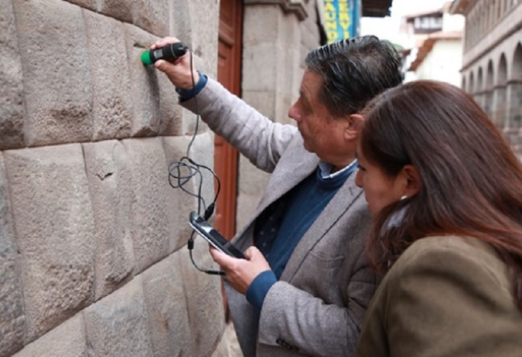 Dañan muro inca en atentado al patrimonio de Cusco