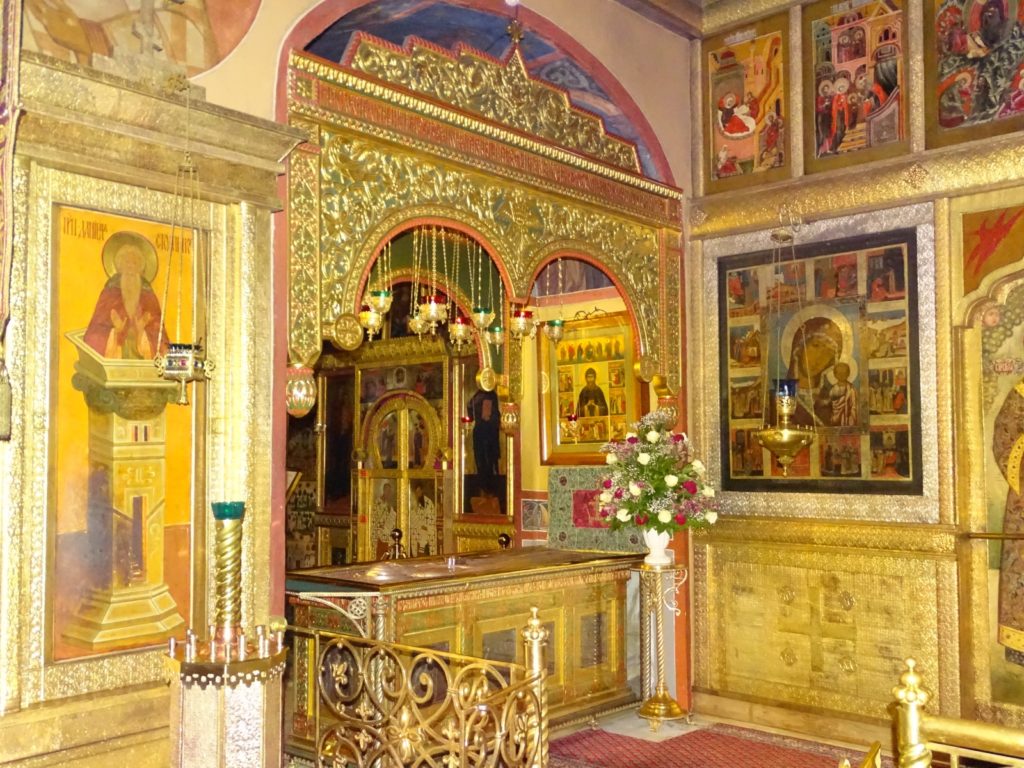 Interior del Monasterio de Donskoy.
