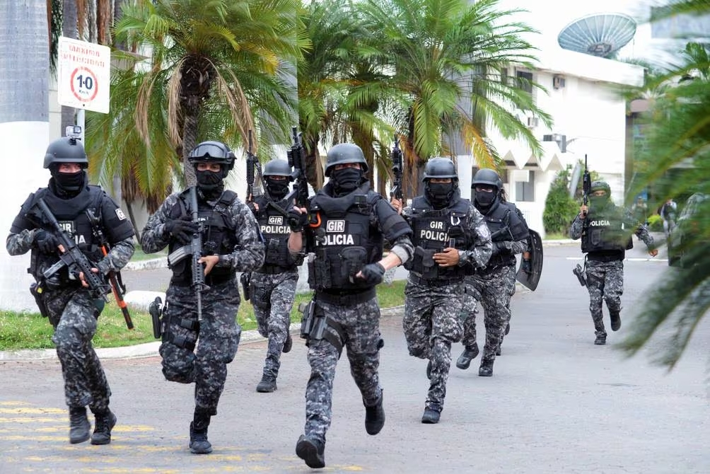 Argentina ofrece enviar fuerzas de seguridad a Ecuador