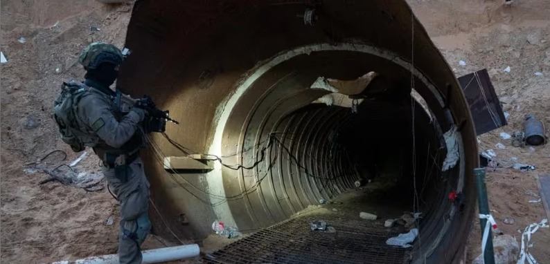 Destruyen red de túneles de Hamás que corrían bajo un complejo turístico de lujo