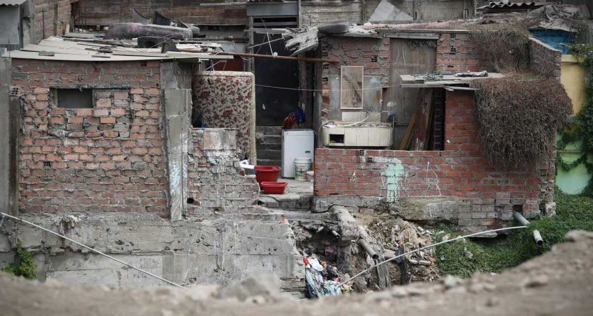 SMP: viviendas en peligro por la crecida del río Rímac