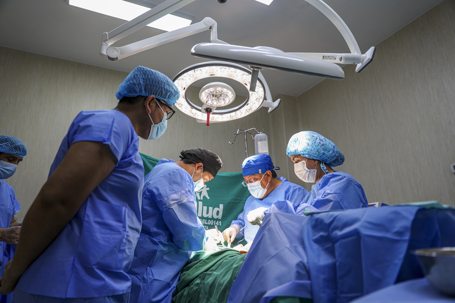 EsSalud realizó 392 mil cirugías en el 2023, siendo la cifra más alta alcanzada en los últimos 20 años.