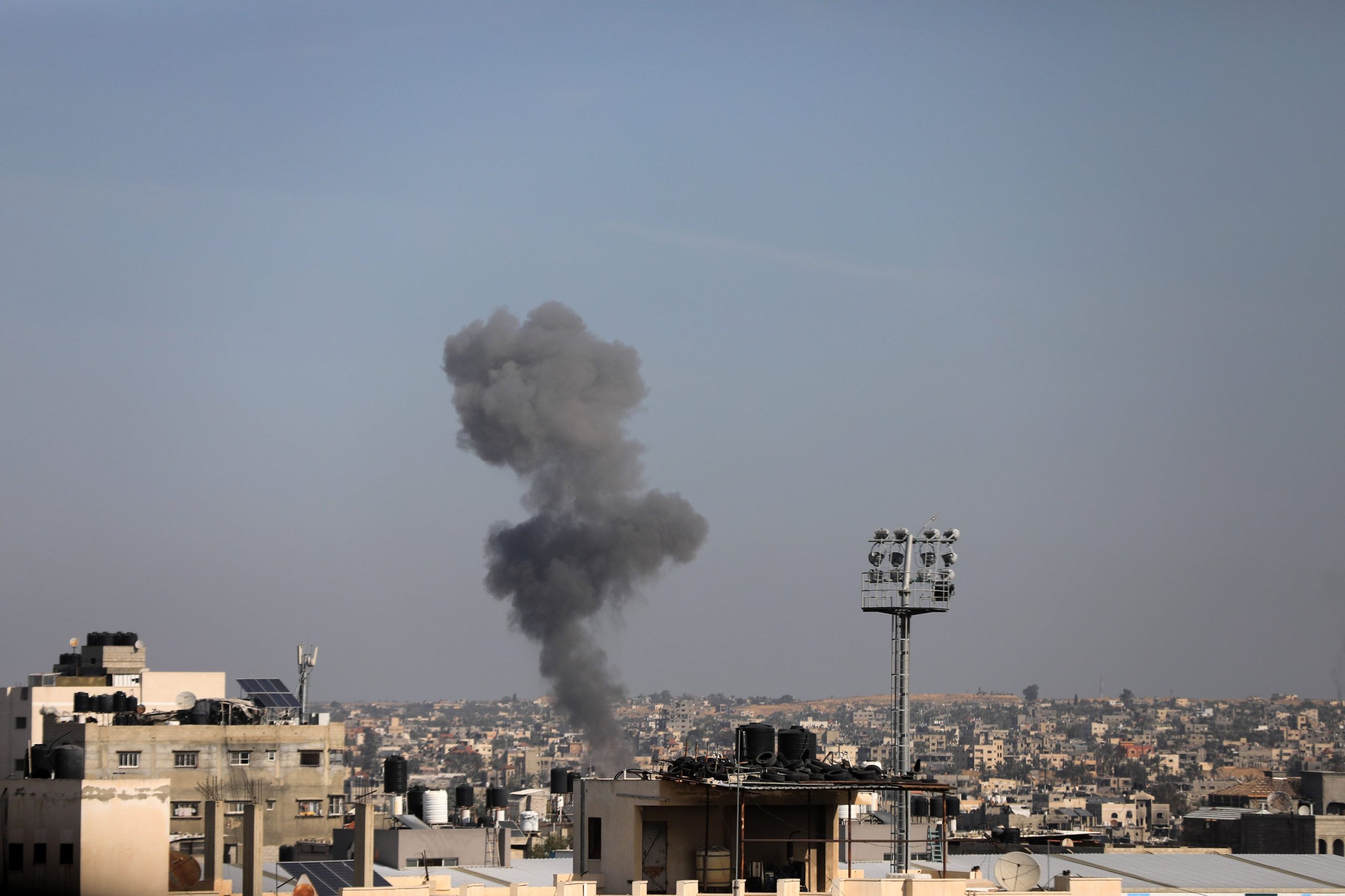 Israel: Ejército bombardeó posiciones de Hamas en Khan Younis