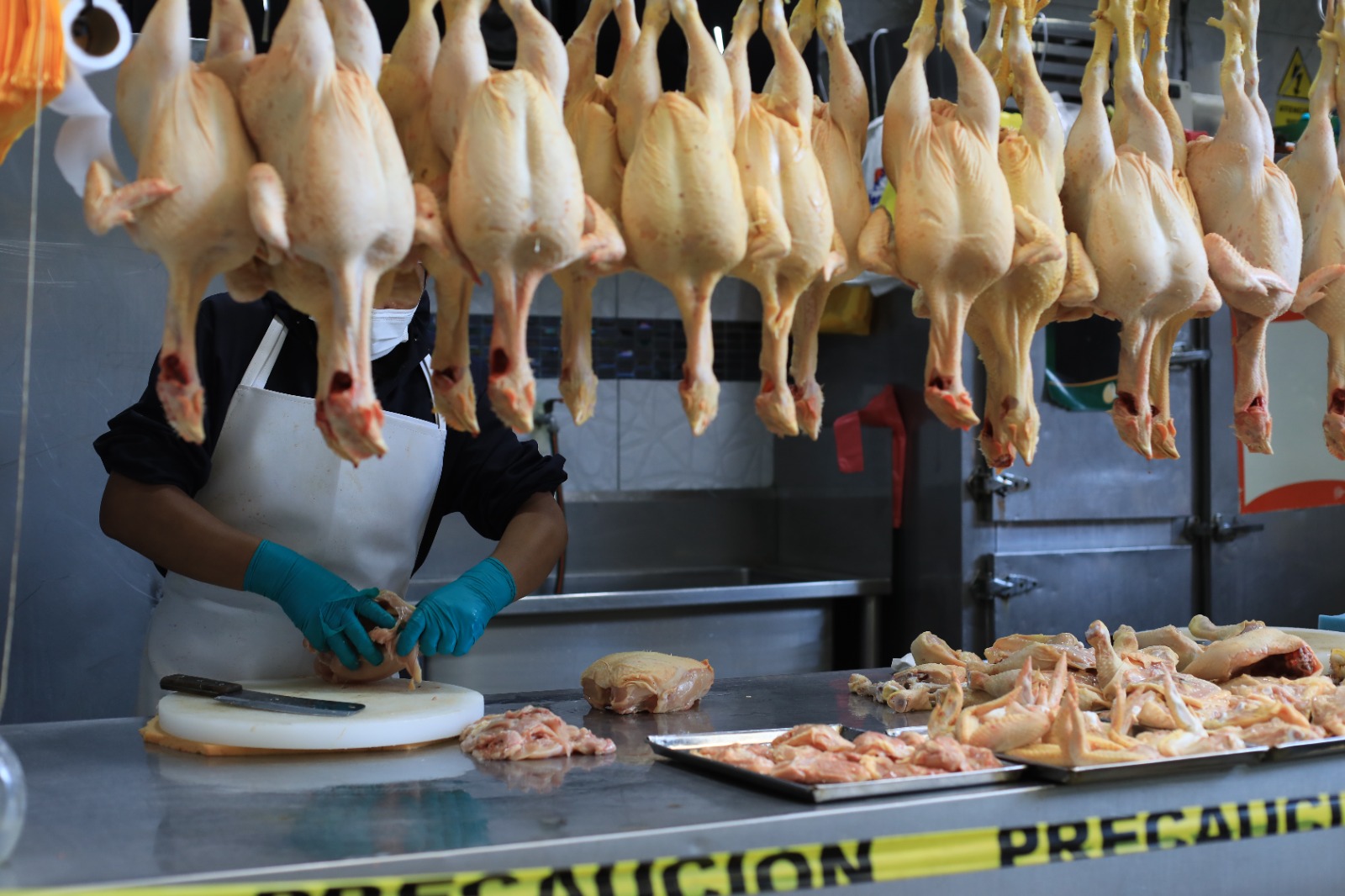 MIDAGRI: El pollo y la zanahoria son los productos que más han bajado de precio