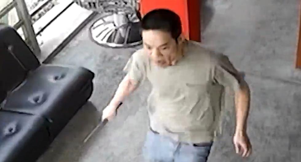 Ciudadano chino persiguió con machete a barbero
