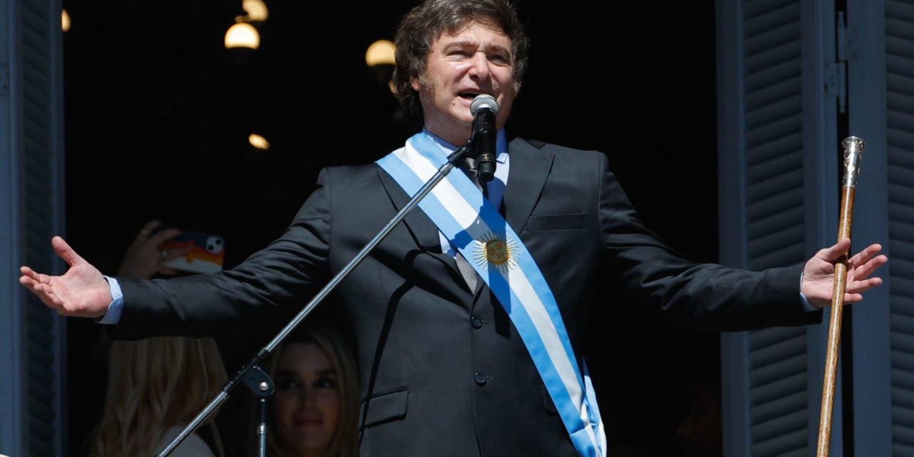 Argentina: 'Traición' opositora reinicia 'ley ómnibus'