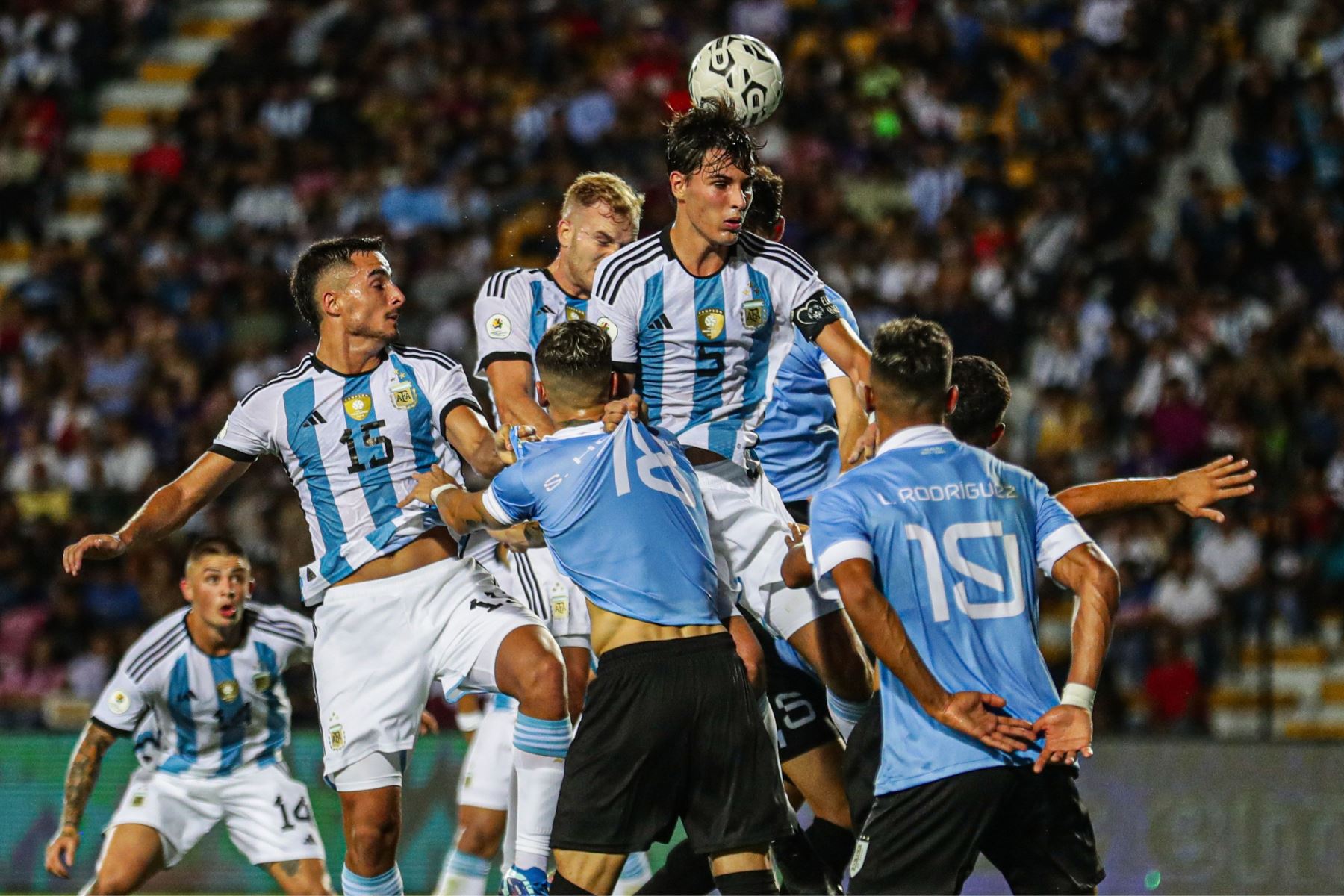 Preolímpico 2024: Argentina y Uruguay empataron 3-3