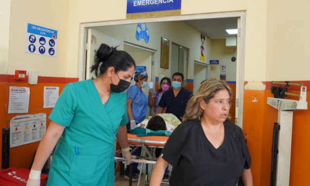 Comas: 3 estudiantes heridos durante experimento en colegio