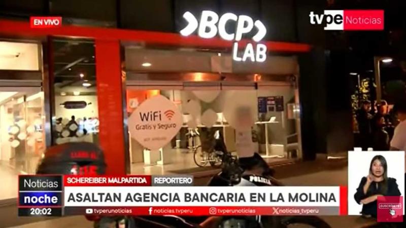 Delincuentes se disfrazan para robar banco en La Molina