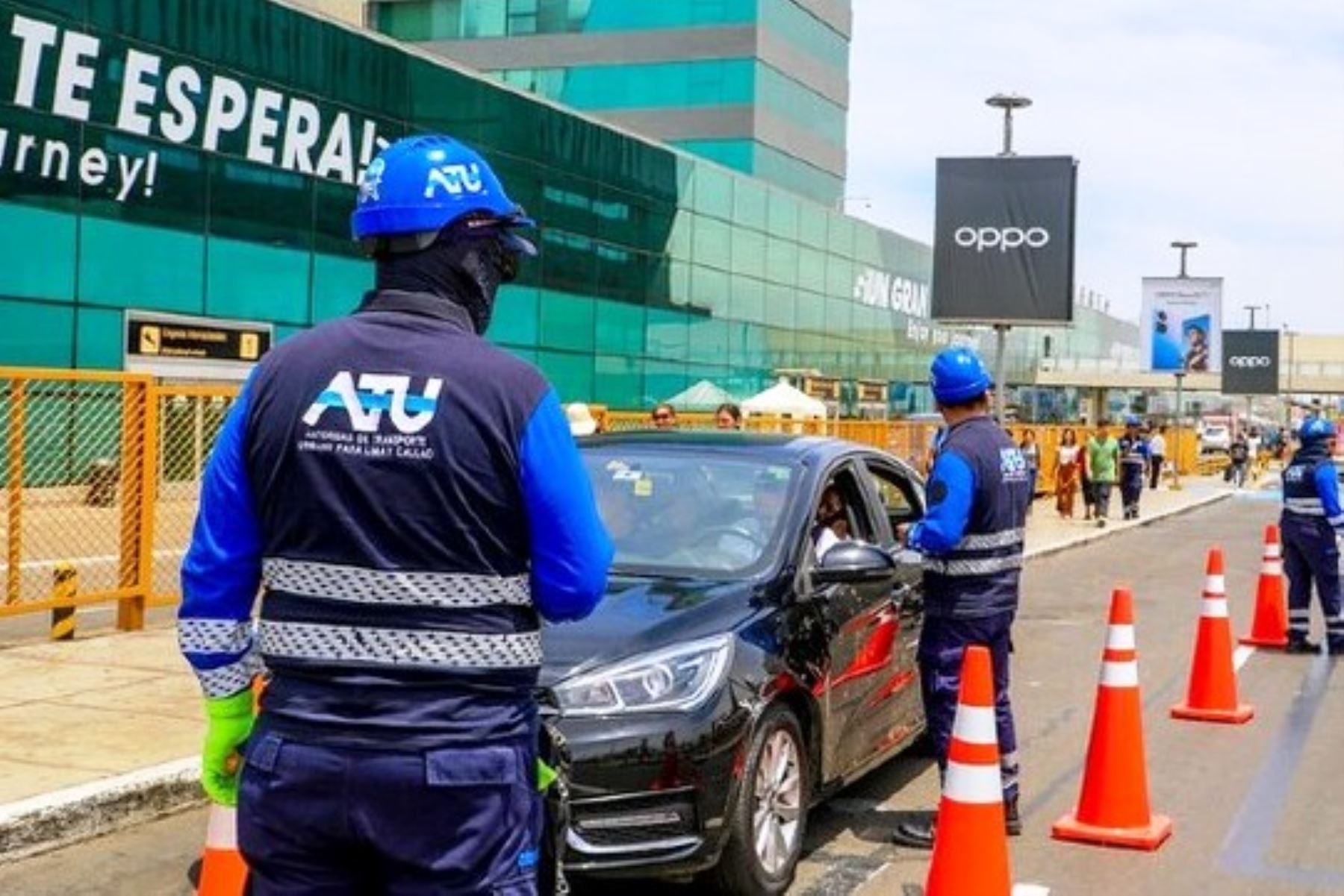En un mes ATU sancinó a 177 taxis ilegales en el aeropuerto Jorge Chávez