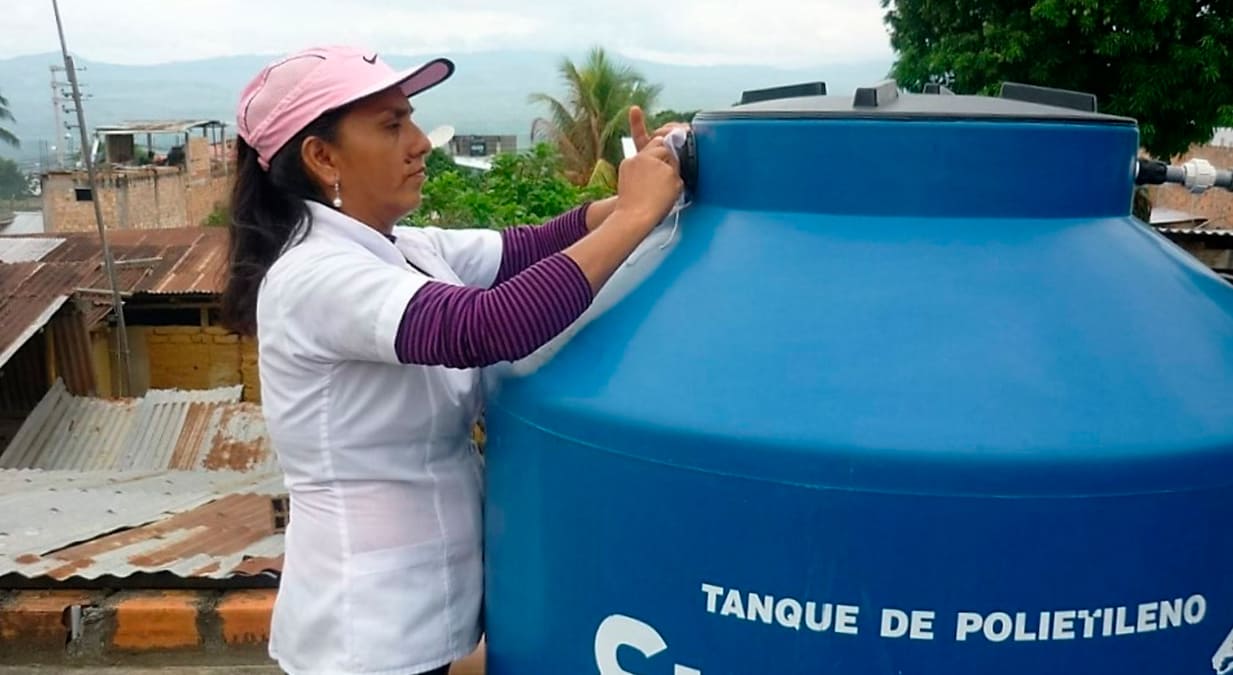 Se encuentran 215,000 contenedores donde se propaga el dengue
