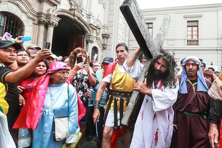 ‘Cristo Cholo’ pide que tradicional vía crucis sea declarada como patrimonio cultural