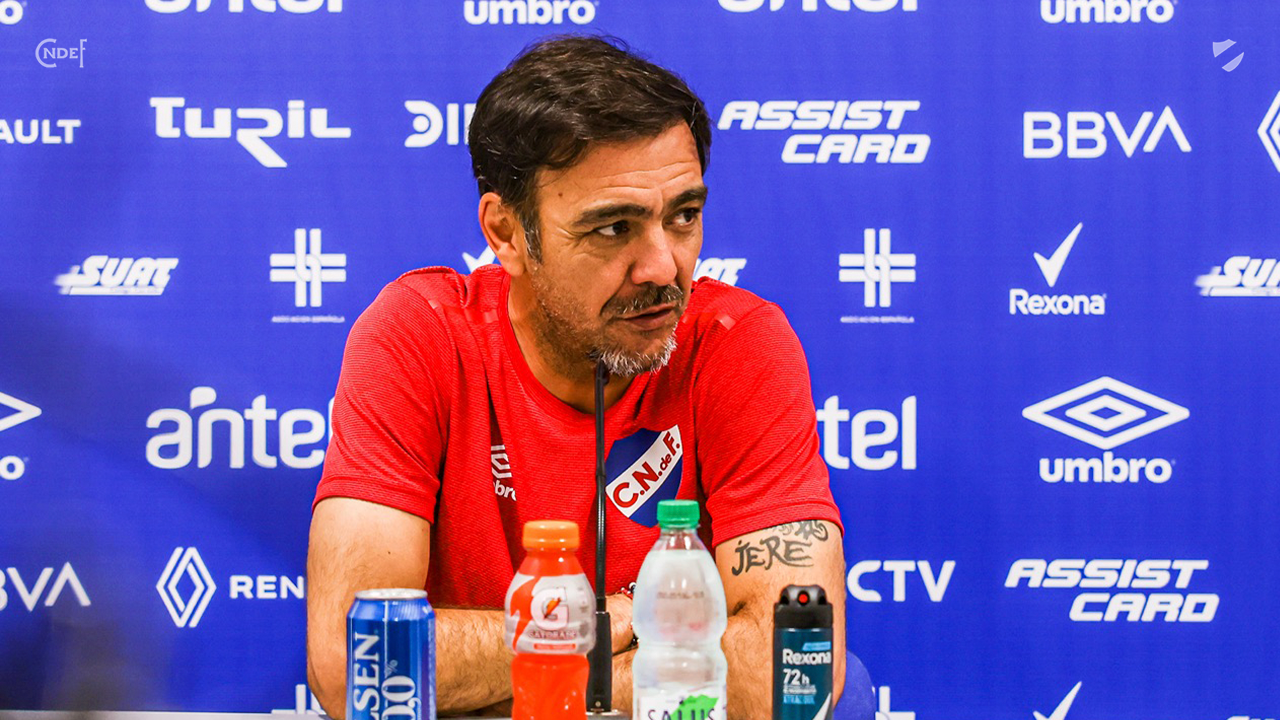 Álvaro Recoba critica la altura previo a duelo con Always Ready