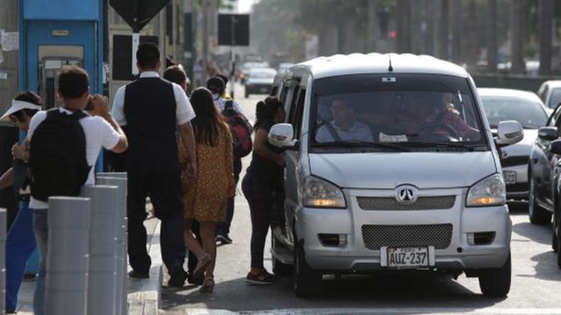 Paro de corredores obligará a 200 mil pasajeros a usar colectivos