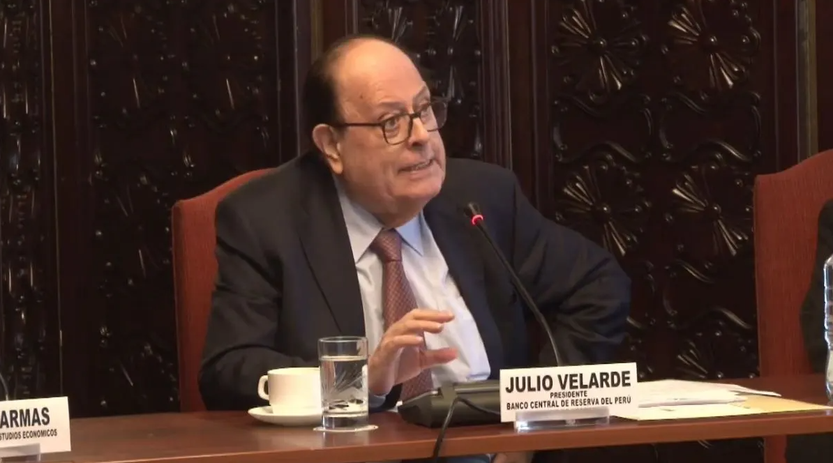 Julio Velarde a favor de reforma en aportes de las AFP