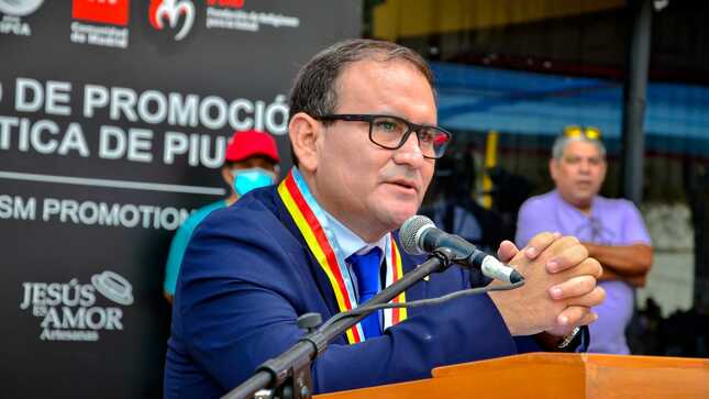 Alcalde de Piura pide censura contra ministra de Vivienda